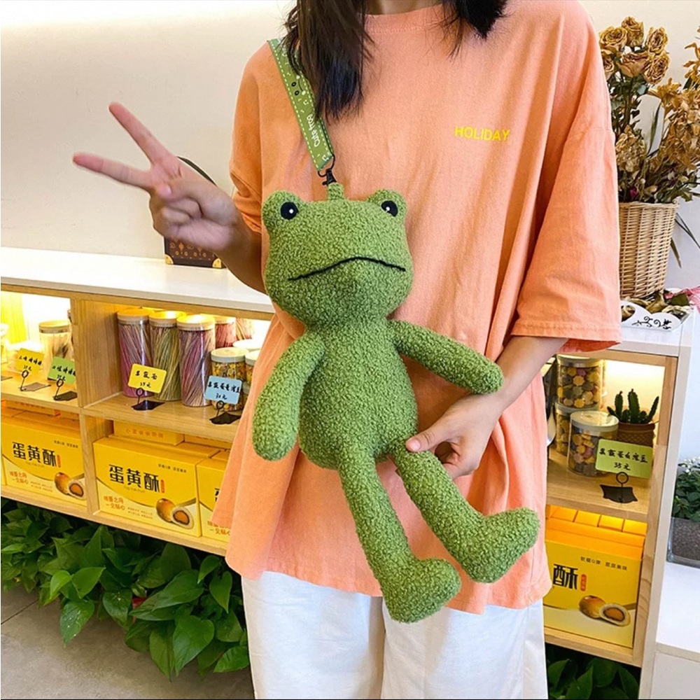 Cute Green Frog Crossbody Bag Frog Head Plush Purse Adjustable Printed Strap - Picture 1 of 6